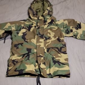 Camouflage Hooded Rain Jacket Large